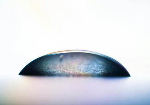 Clear crystal like abstract shapes representing mental clarity